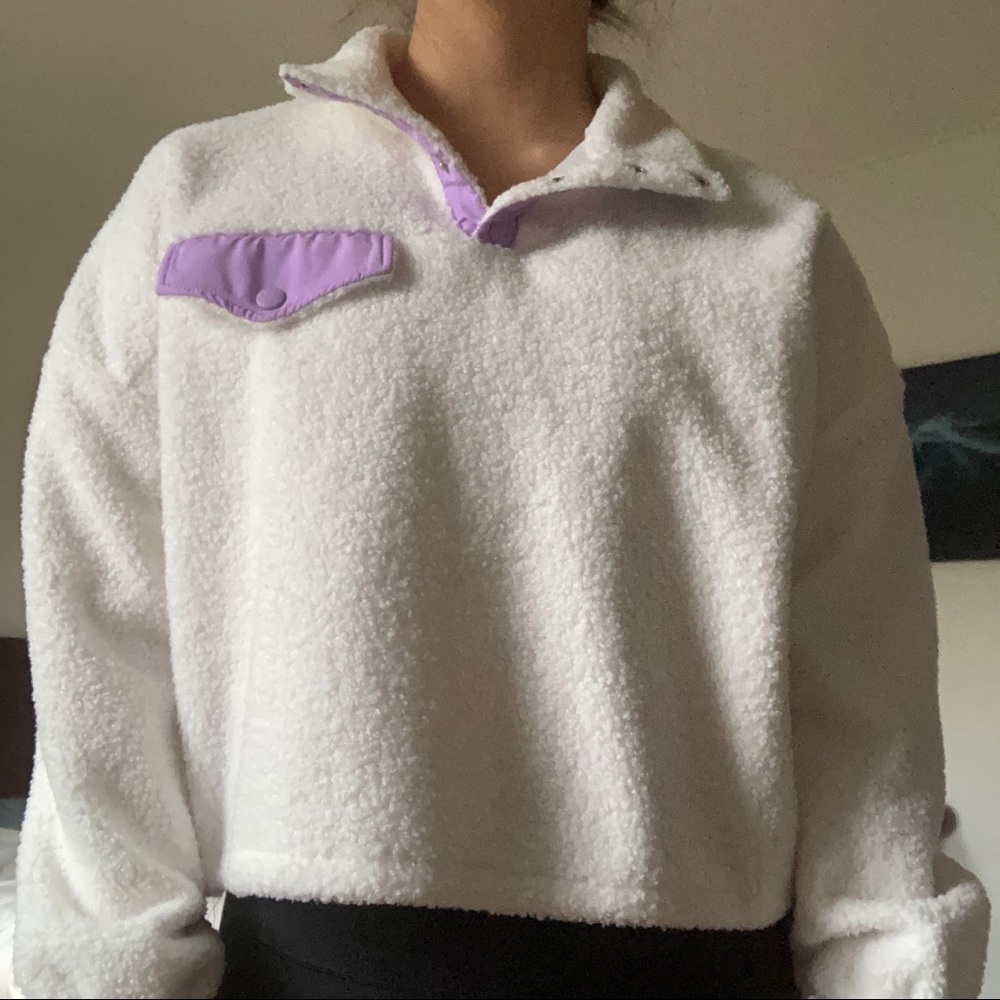 Button up pullover - Picture 3 of 3